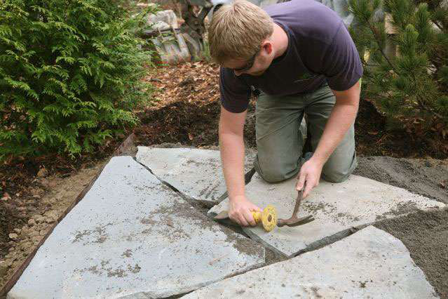 How To Laying A Bluestone Patio, How To Make A Bluestone Patio