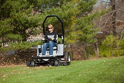 Dixie Chopper Magnum 2250 Action