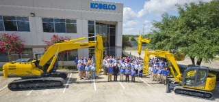 Pictured from left to right are Ron Hargrave, Vice President Marketing & Sales of KOBELCO USA, Jerry Davis, Houston City Council Member, Katsuhiko &ldquo;Pete&rdquo; Morita, President & CEO of KOBELCO USA, Jun Fujioka President & CEO of Kobelco Construction Machinery Co., Ltd., Yuzuru Ieki Director & Executive Vice President, Managing Director, Sales & Marketing Division Kobelco Construction Machinery Co.