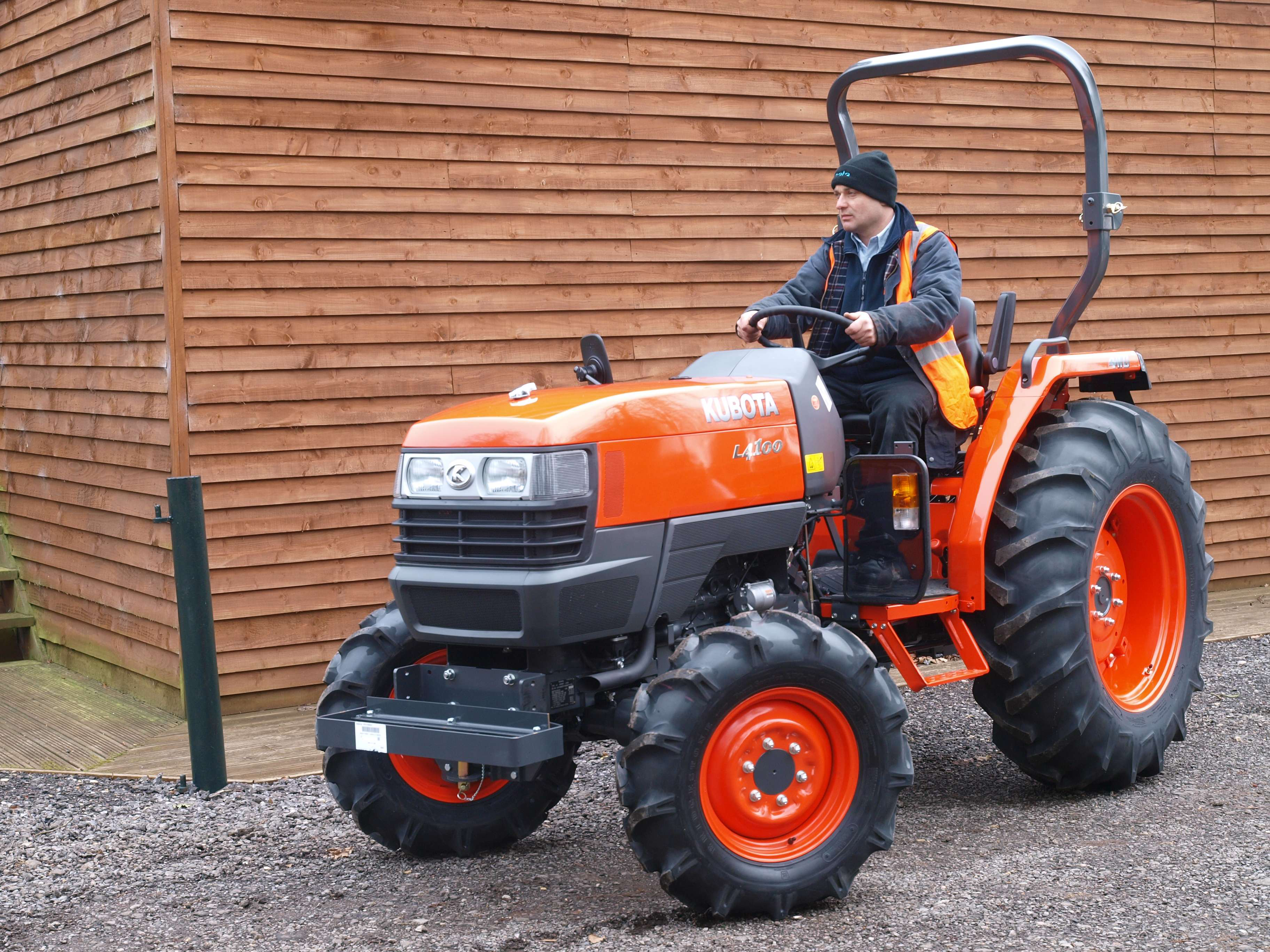 L4100 Kubota Tractor