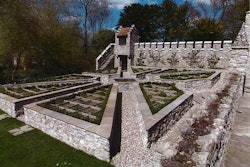 Photo: The Daily Mail