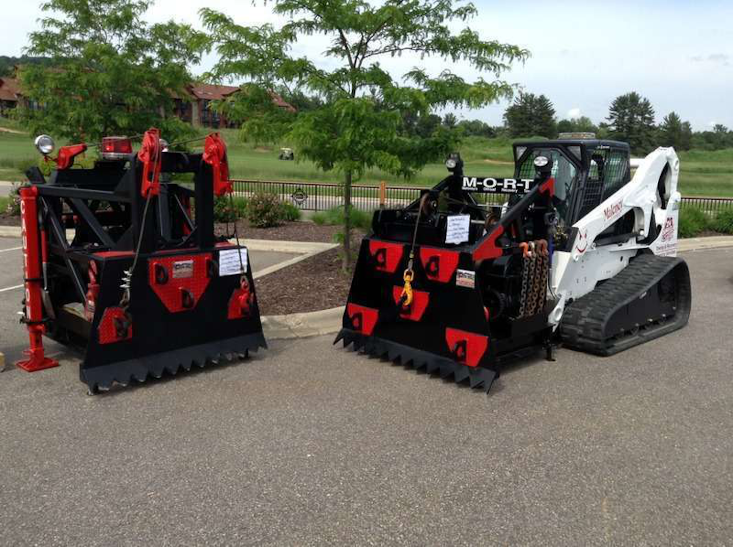 CustomMade Bobcat Attachment Can Tow Loaded 18Wheelers Total