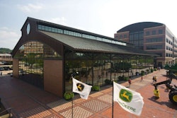 John_Deere_Pavilion_Moline_day_1024x700