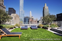 Rooftop garden on top of the MDA Chicago City apartment building on Lake Street, downtown Chicago. Photo: EasyTurf.com
