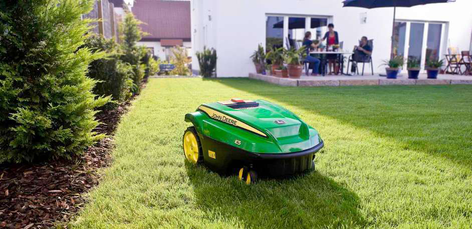 hero_tango_e5_00087_942x458