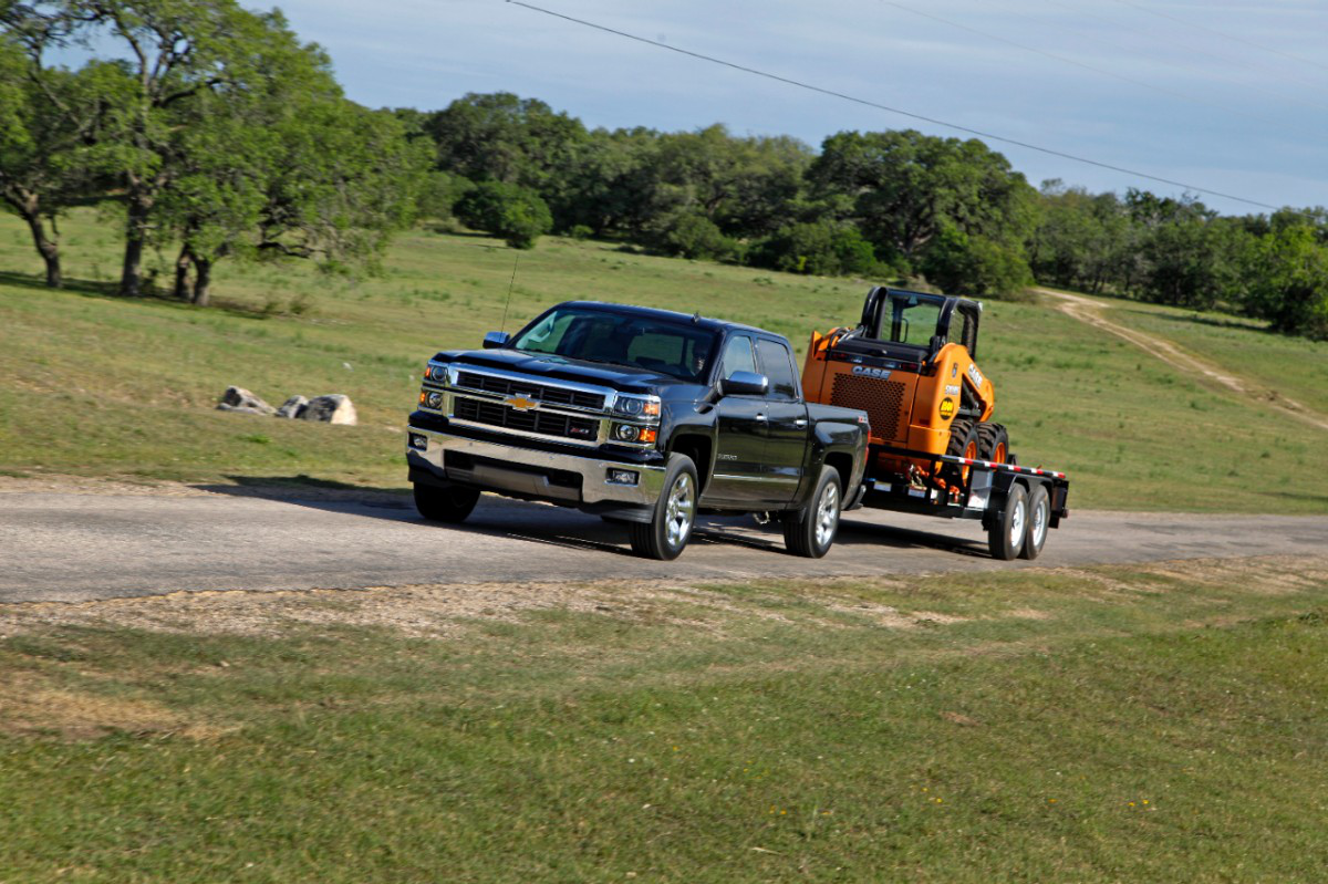 2014-Chevrolet-Silverado-LTZ-070-medium