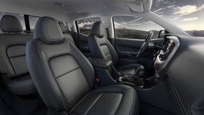 2015 GMC Canyon Interior Profile from Passenger Side