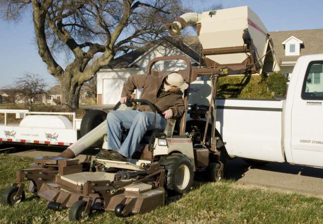 PowerVac_15B_HighLift_truck