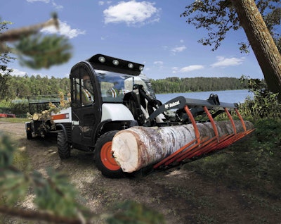 Toolcat_5600_with_Grapple-81455-38650-hr