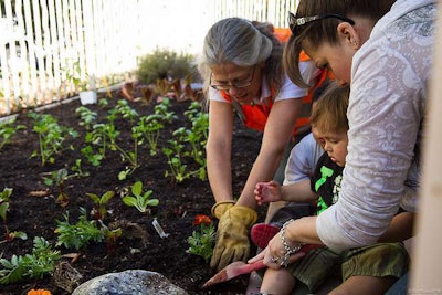 8680699875_57890b0113_z