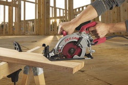 SKILSAW SHD77M-02 In Use