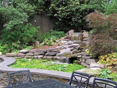 To drown out the city noise, Magee Design installed this feature in Arlington, Virginia.