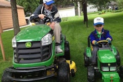 Erling, 89, and Emmett, 3, race each other. (Photo: Boyd Huppert)