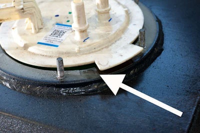 Step 9 Sender Cap Alignment: Place Sending Unit In Tfi Tank And Rotate Lock Ring To Secure It In Place Indention In Tank (arrow) Helps Proper Alignment Install Rollover Vent Valves