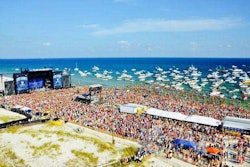 More than 30,000 people attended Kenny Chesney’s concert at the beach, and the heat caused more than 300 to seek medical help.