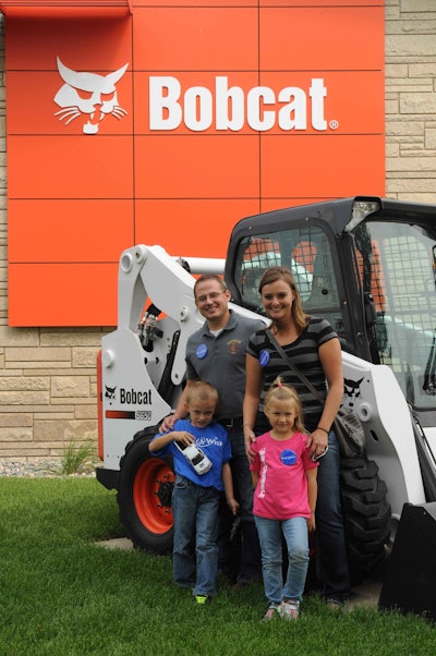 Make A Wish Trip Photo 3 211723 Hr