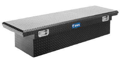 Built two inches lower on the bed rail for a better view from the rear window, Thule’s UWS toolbox features a fully foamed lid that creates a wall between outer aluminum layers to help prevent bending or warping. Its .063 aluminum construction supports lo