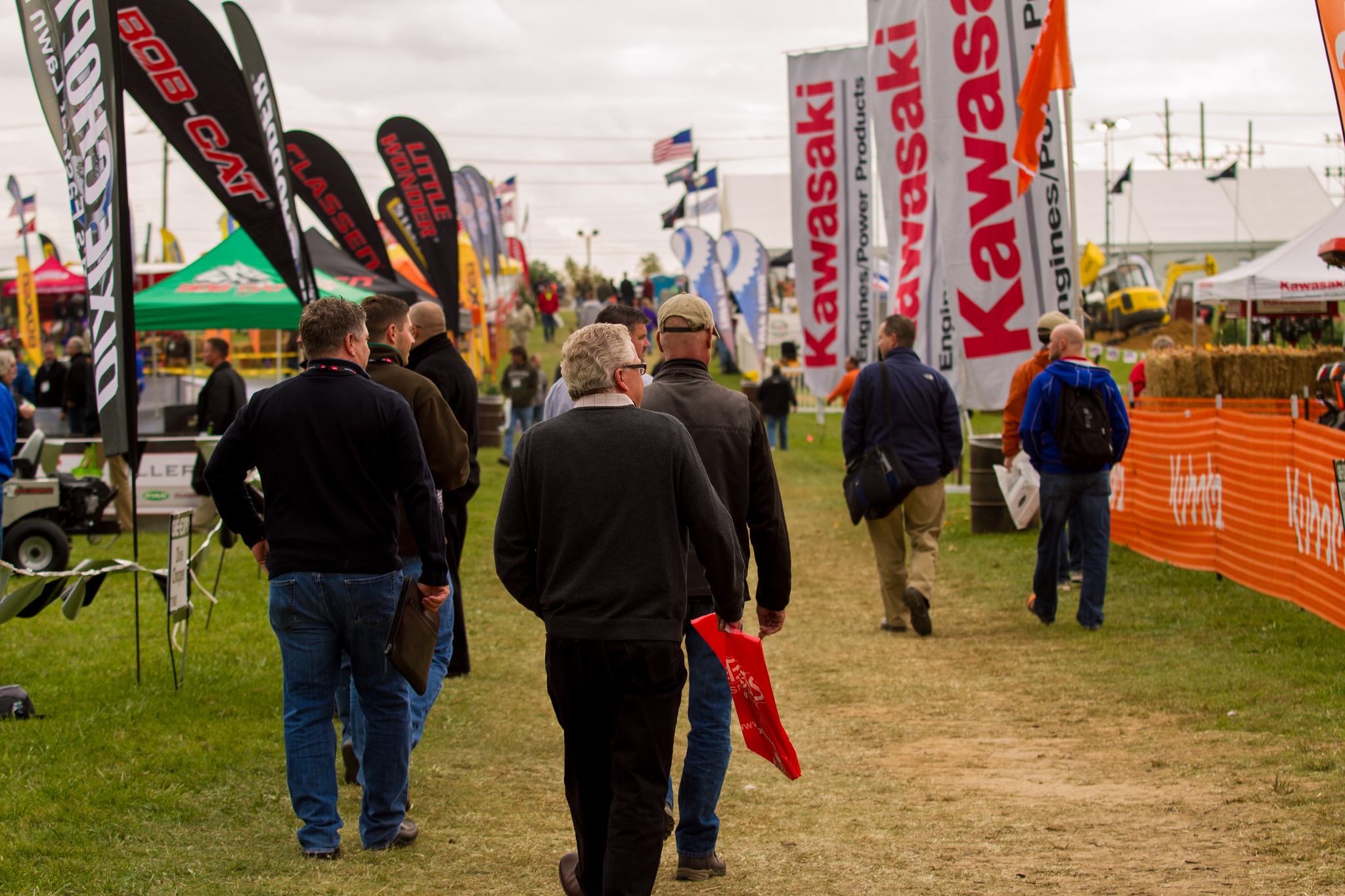 11208028913 9355070e95 K