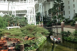 Guests can enjoy boat rides around the grounds.