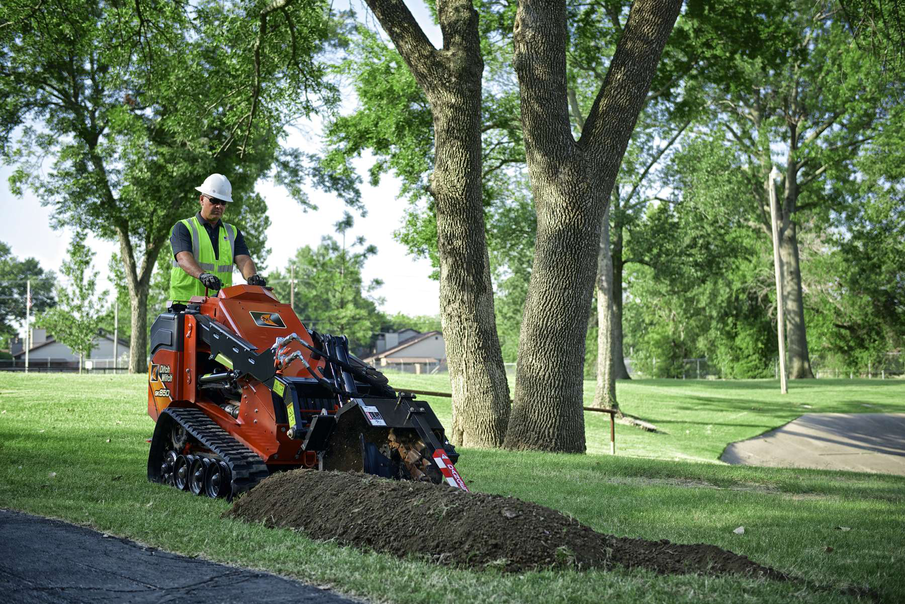 Sk850 Mini Skid Steer