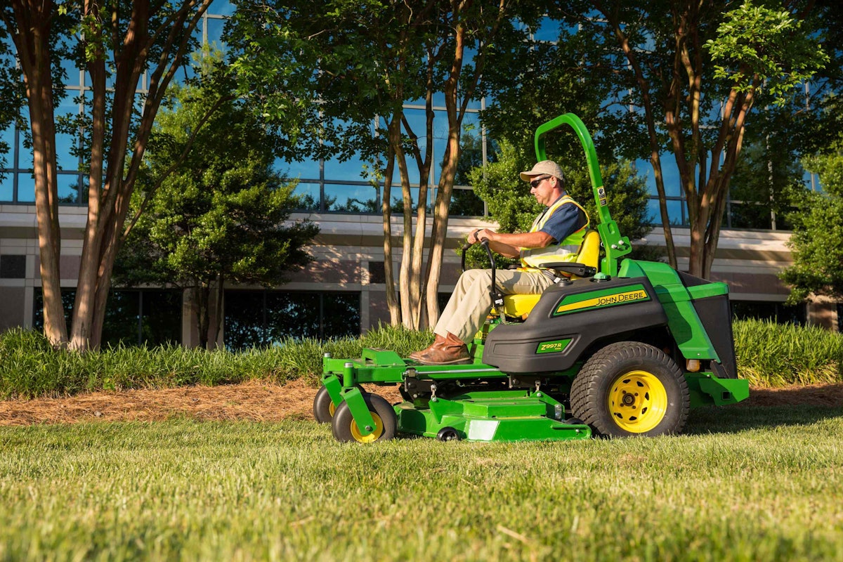 Deere Intros Z997R Diesel Mower | Total Landscape Care