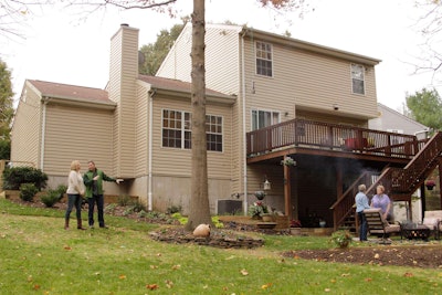 9c4114c7 8282 44c5 Bf15 45e5ab6b5065 hr