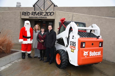 Red River Zoo Image 215708 Hr