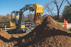 john-deere-26g-compact-excavator2