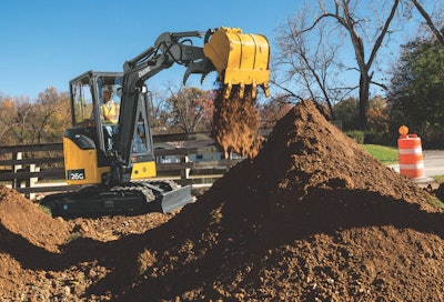 john-deere-26g-compact-excavator2