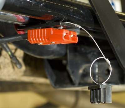 QD-Connector-Smith-400x346
