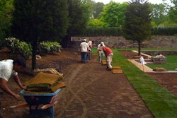 The H-2B visas allow foreigners to work temporary nonagricultural jobs. Photo: landscapedetailsinc.com