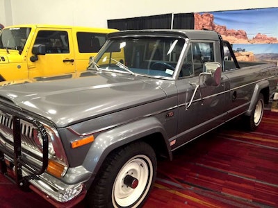 3.SEMA-Jeep-Pickup-history-7