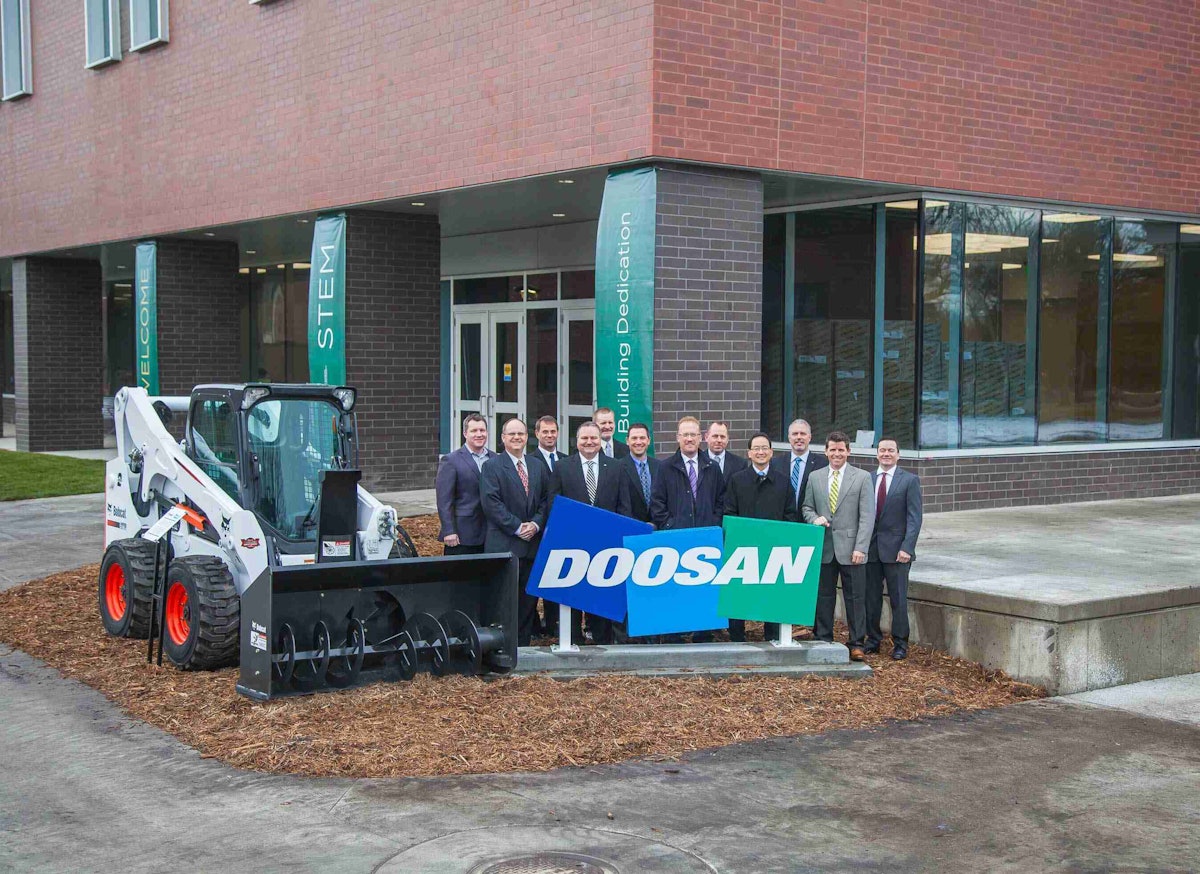 Bobcat & Doosan Dedicate Facility at North Dakota State Uni. Total