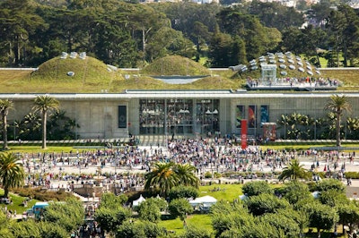 Native plants that carpet the building’s living roof are adaptable to the area’s seasonal irrigation cycle and attract endangered local butterflies, birds and insects. Photo: SWA
