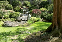 japanese-stone-watergarden-publicdomainpicures.ne