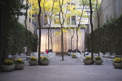 Paley Park in New York City features biophilic design principles such as refuge, prospect, and presence of water. Photo: Aleksandr Zykov/Flickr