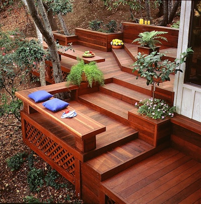 Redwood has less volumetric and tangential shrinkage than other common domestic softwoods, according to Forest Products Laboratory of the U.S. Department of Agriculture. Photo: California Redwood Association