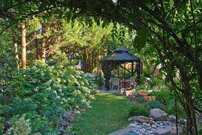 Landscapes such as this one reflect a commitment to organic principles, such as the elimination of invasive plants. Photo: Edamarie Mattei