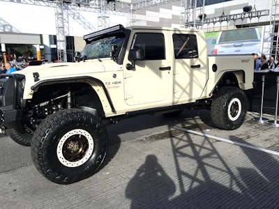 Photos of 2017 Jeep Wrangler pickup truck prototype surface