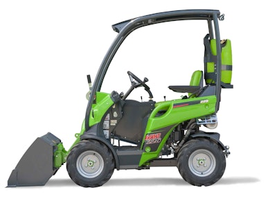 Avant Tecno hopes to attract landscape professionals and other commercial customers to its new 225, shown here, but also plans to market a slightly less powerful version to homeowners. Photo: Avant Tecno USA