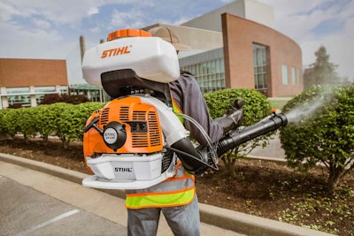 A metering knob delivers five discharge levels to control power with a simple turn. Photo: STIHL