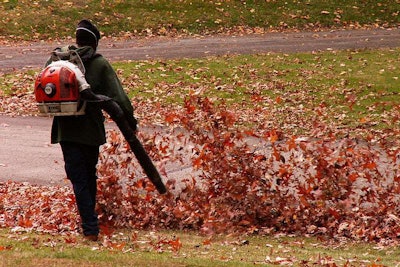 leaf-blower-homewood-cemetery