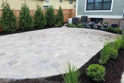 semper-fi-residenital-patio