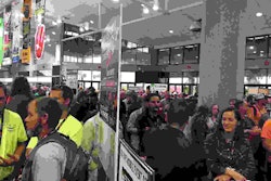 The concourse of the Kentucky Exposition Center in Louisville packs them in just before the show floor opened for GIE+EXPO. Photo: David Rountree