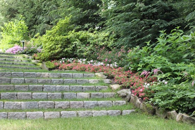 Making steps the correct height is just one of the many common mistakes, according to Jan Johnsen, author of The Spirit of Stone: 101 Practical & Creative Stonescaping Ideas for Your Garden. Photo: Jan Johnsen