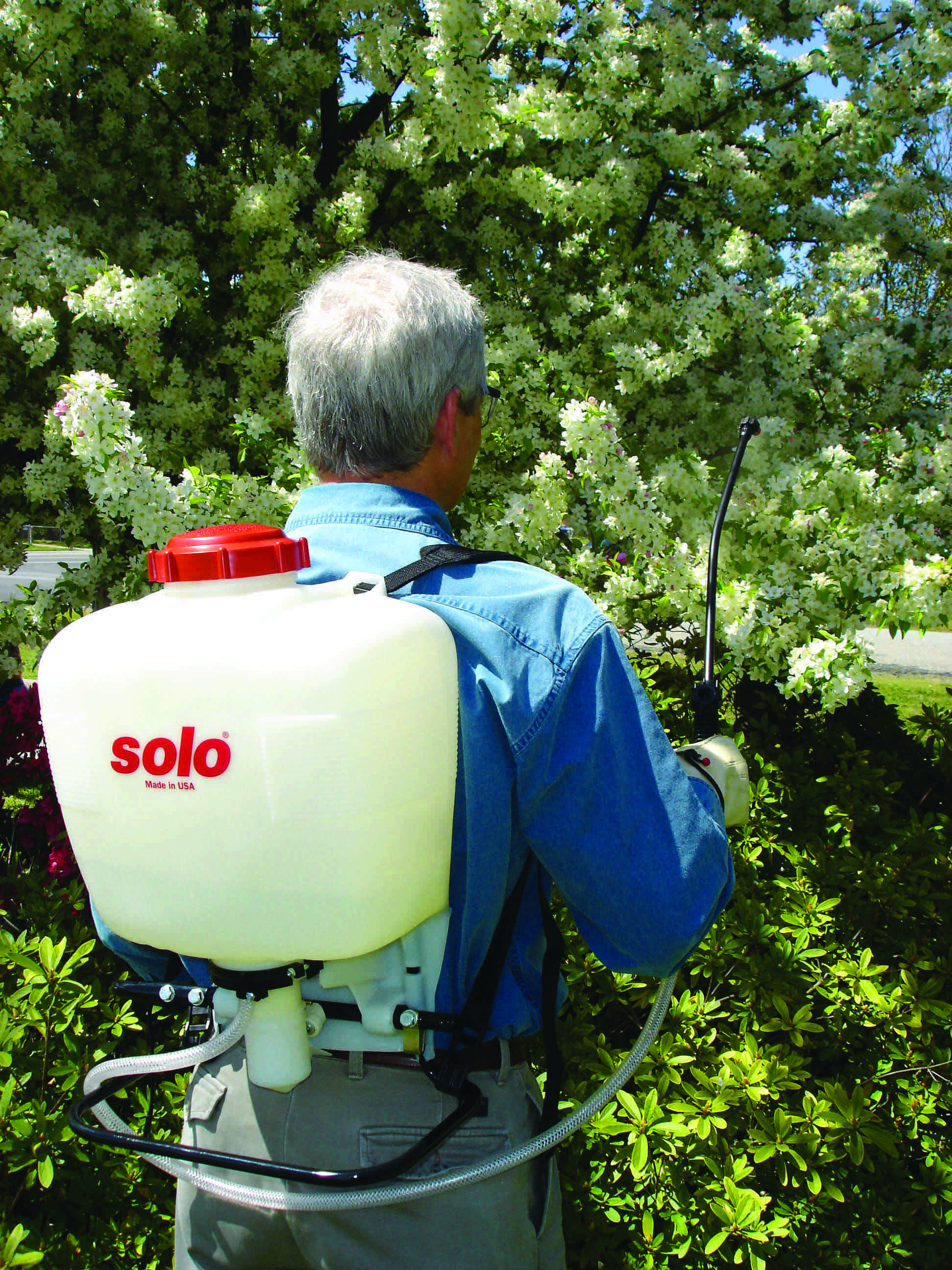 man-spraying-for-bugs