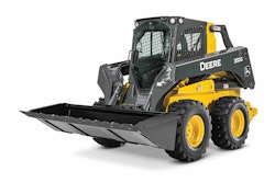 The 90-inch bucket comes with a serrated edge or welded-on teeth. Photo: John Deere