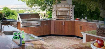 This is one of the gallery photos on Brown Jordan Outdoor Kitchens’ redesigned website.