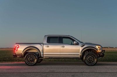 10-hennessey-2017-velociraptor-600-1
