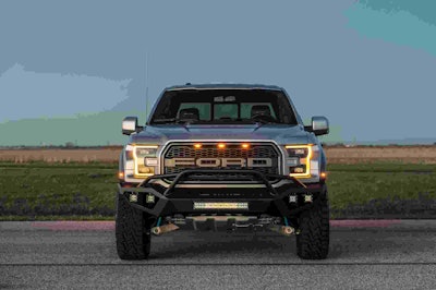 11-hennessey-2017-velociraptor-600